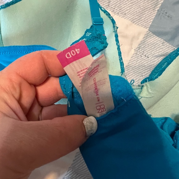 No boundaries bras - Picture 6 of 6